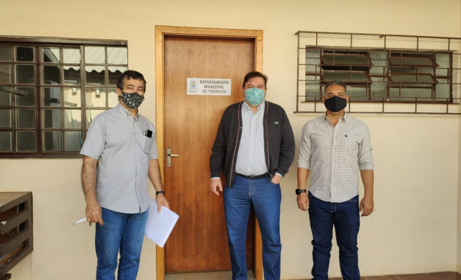 Conselheiros dialogam com as autoridades de trânsito do município