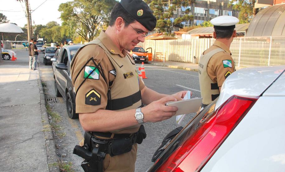 Mortes no trânsito caem 21% no Paraná e 45% na RMC -
